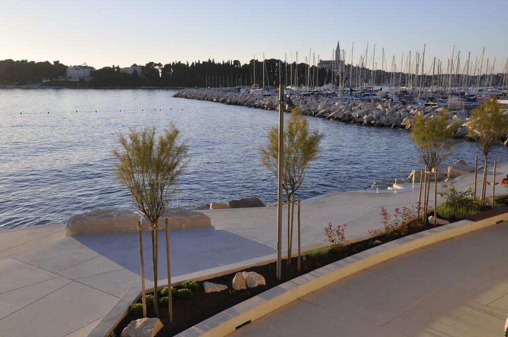 Alessia Apartments-Top Location And Garage Parking Rovigno Esterno foto