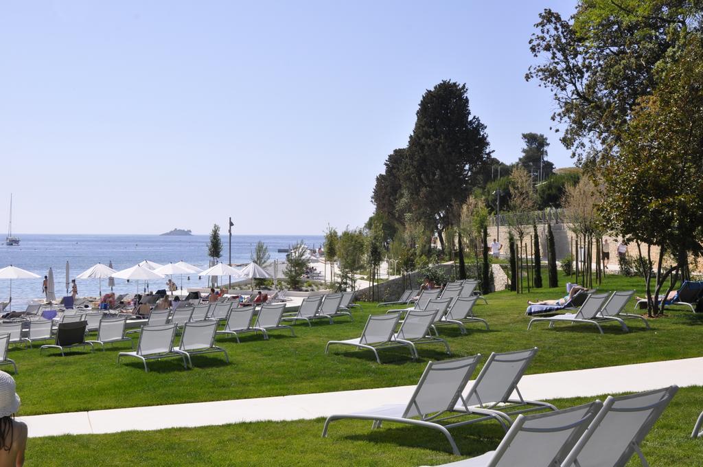 Alessia Apartments-Top Location And Garage Parking Rovigno Esterno foto